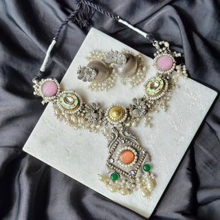 Trendy Kundan Jewelry Sets - Cherriscope